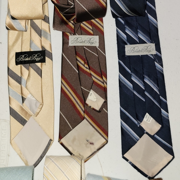 Assorted Vintage Bristol Bay Men's Neck Ties - Picture 2 of 2
